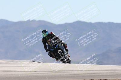 media/Oct-13-2025-Moto Forza (Mon) [[a66d839500]]/3-B Group/Session 4 (Turn 9)/